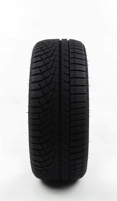 1x 245/45R18 SAILUN ICE BLAZER ALPINE EVO 1 100 V