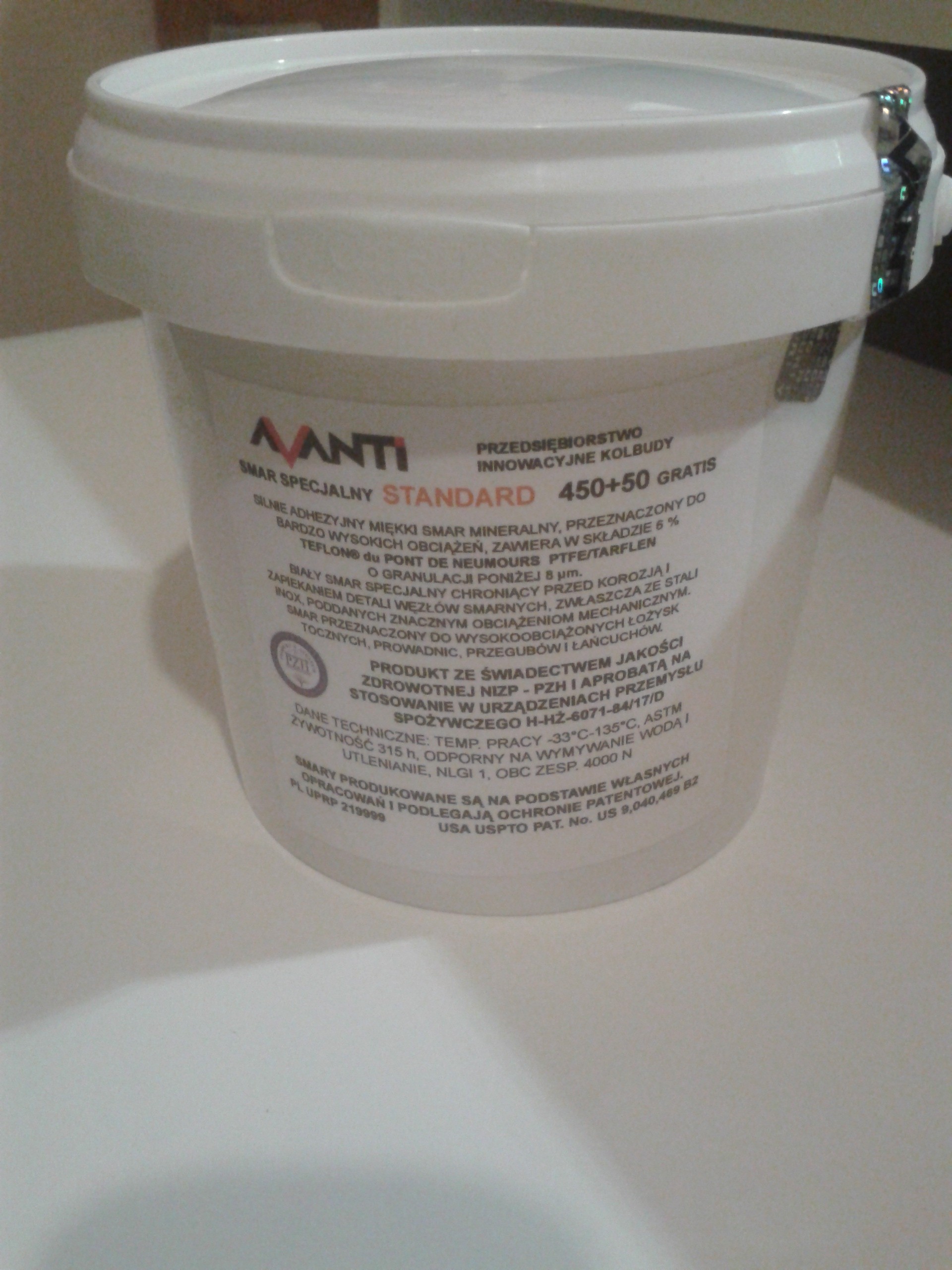 Špeciálne anti -spontánne mazivo a štandardné 0,45 kg