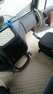 Autorohože - Subaru Forester SG 2003-2008 2007 MATS + Stoppers