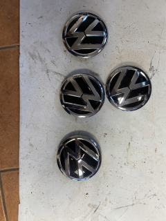 Predný znak VW Polo v 12 cm originál 6C0853600
