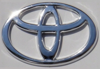 Toyota Emblem Auris yaris avensis aygo