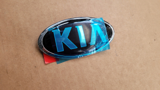 Znak kia kia späť nový originálny