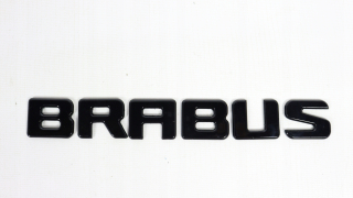 Emblem nápis Brabus (nový štýl) pre Mercedes