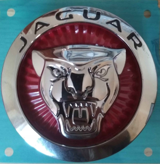 Logo Emblem Grill Jaguar F XF 16B856-BB 85 mm Teraz