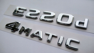 Mercedes E220D 4matický chrómový znak