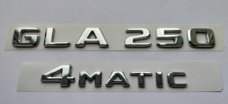 Mercedes GLA250 4matický chrómový znak