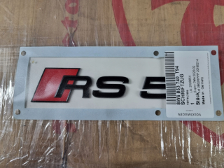 ORG Audi RS5 STACKER EMBLON LOGO 8W6853740 NOVINKA