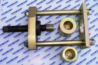 Ford Focus Layer Press