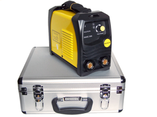 Magnum Snake Alu Box 0-200 A Zvárač meniča