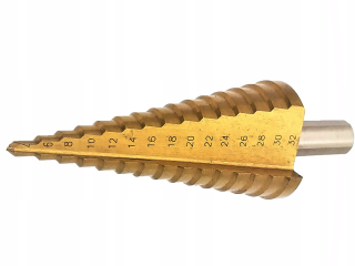 Vrtak, vrtáky - Absolvované postupné disky 4 až 32 mm HSS