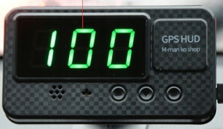 LCD HUD GPS zobrazí rýchlosť
