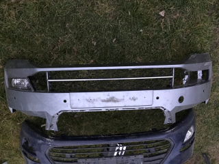 Predný nárazník Superb III 3V0 Hall Grille