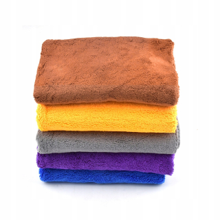 Čistiaci handričku mikrofiber na umývanie umývania auta