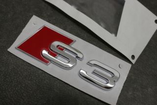 Originálny znak Sline Audi S3 S3