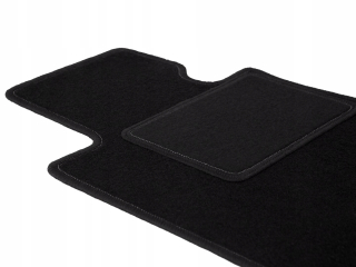 Autokoberce, autorohože - TRUNK MAT GUMOVÉ VLASTI Mercedes M W164 2005